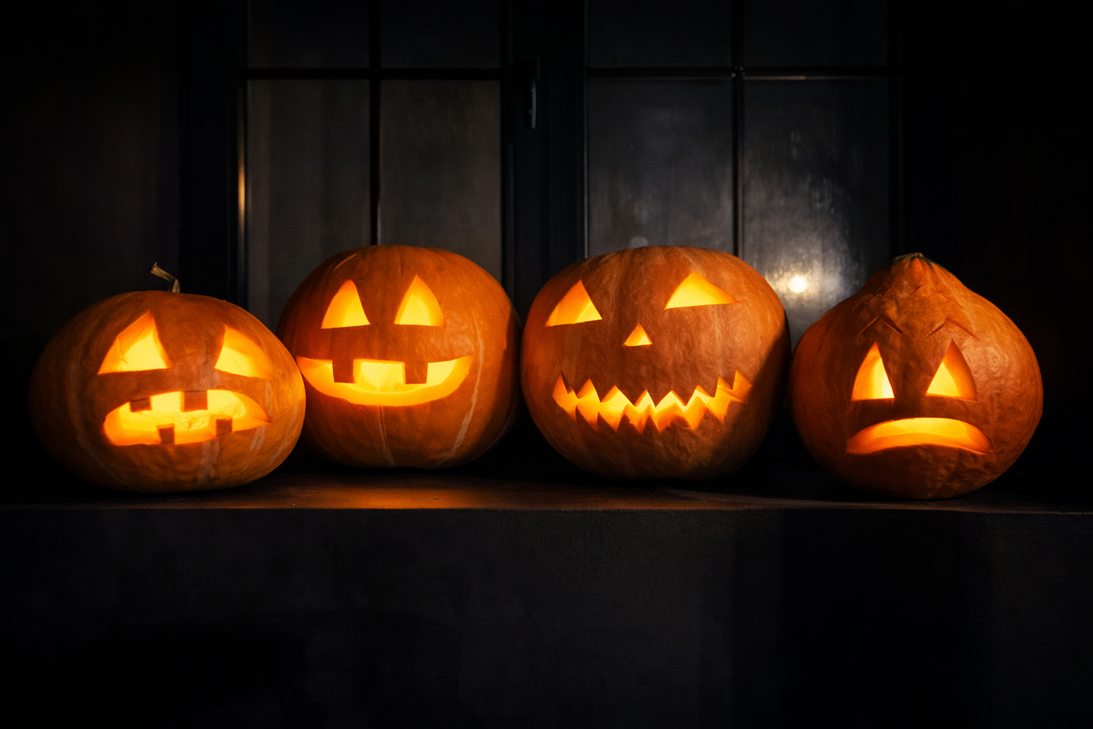 Интерьер Chill Out Tver — декоративные тыквы